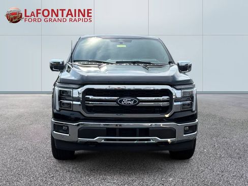Used 2025 Ford F150 Lariat w/ Equipment Group 502A High AWD/4WD image 2