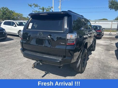 Used 2022 Toyota 4Runner TRD Off-Road Premium w/ Moonroof Package AWD/4WD image 8
