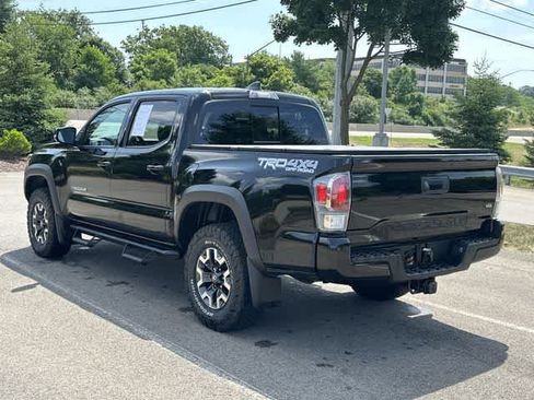 Used 2023 Toyota Tacoma TRD Off-Road w/ Technology Package AWD/4WD image 20