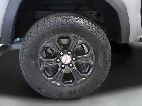 Used 2023 GMC Canyon Elevation w/ Elevation Premium Package AWD/4WD image 29