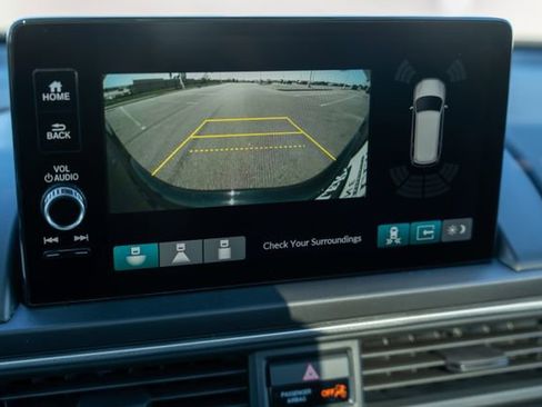 New 2025 Honda Pilot Touring image 29