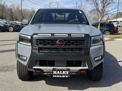 Used 2025 Nissan Frontier PRO-4X w/ Pro Convenience Package image 26