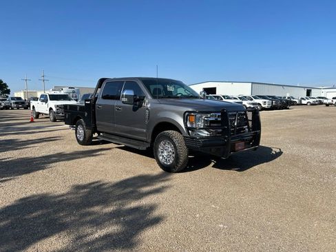 Used 2022 Ford F250 Lariat w/ Chrome Package AWD/4WD image 9