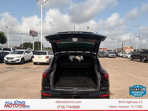 Used 2016 Porsche Cayenne S AWD/4WD image 10