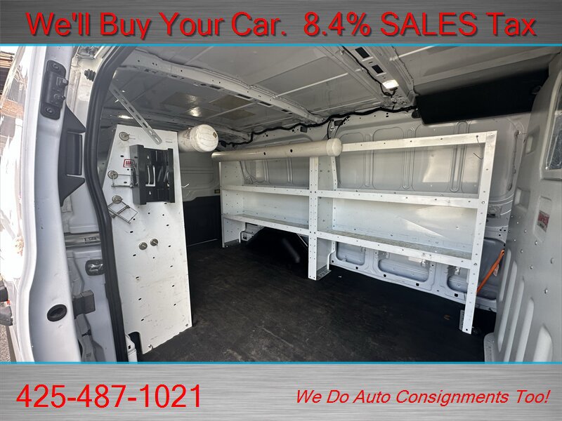 Used 2023 Ford Transit 250 Low Roof RWD image 17