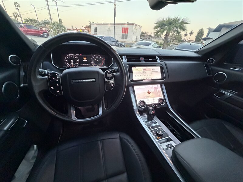 Used 2020 Land Rover Range Rover Sport SE AWD/4WD image 18