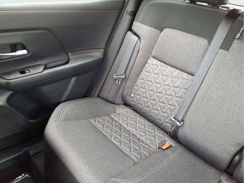 Certified 2025 Nissan Kicks SV FWD image 16
