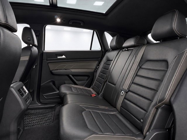 Used 2021 Volkswagen Atlas Cross Sport SEL AWD/4WD image 19