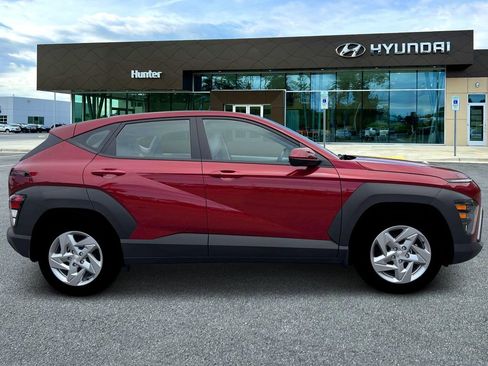 New 2026 Hyundai Kona SE FWD image 9