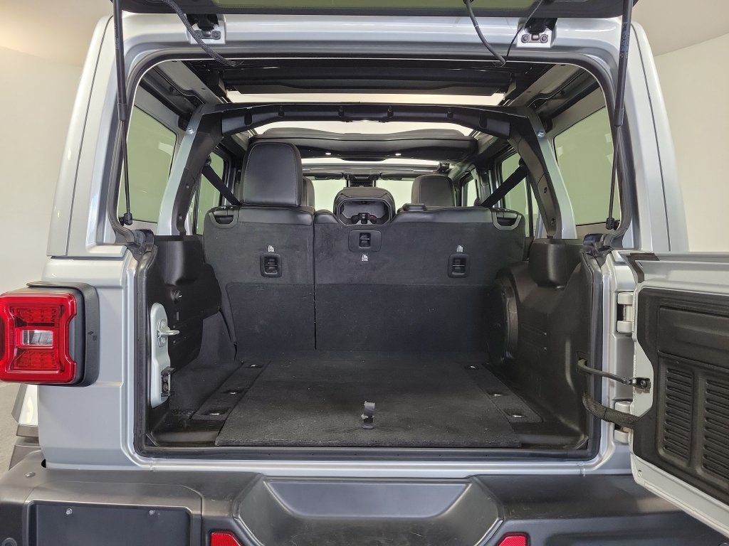 Used 2024 Jeep Wrangler Unlimited Rubicon AWD/4WD image 25