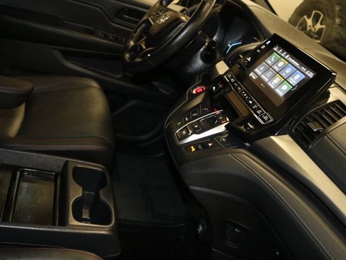 Used 2024 Honda Odyssey Sport image 54