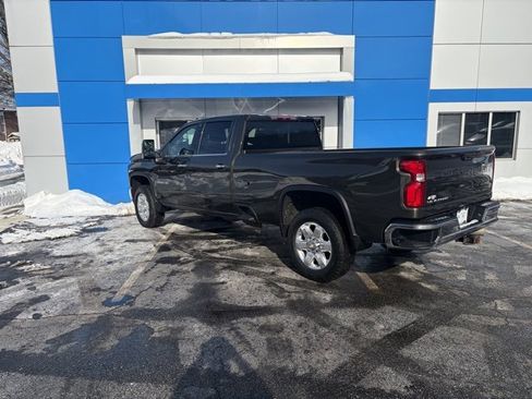 Used 2023 Chevrolet Silverado 3500 LTZ image 5