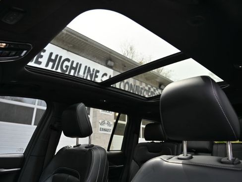 Used 2024 Jeep Grand Cherokee Limited 4xe w/ Trailer Tow Package AWD/4WD image 3