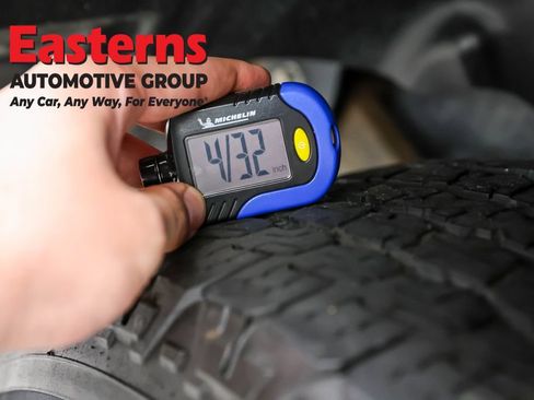 Used 2018 Jeep Wrangler Unlimited Sport S AWD/4WD image 24