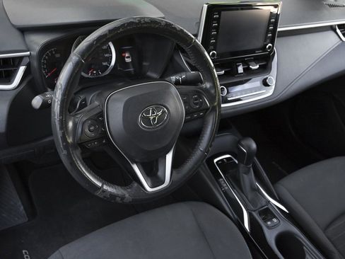 Used 2021 Toyota Corolla SE image 11