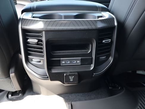 New 2026 RAM 1500 Big Horn AWD/4WD image 23