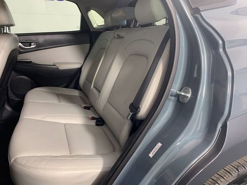 Used 2022 Hyundai Kona Limited FWD image 32
