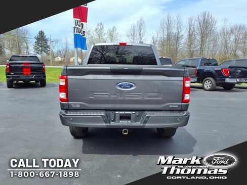 Used 2022 Ford F150 Lariat w/ Trailer Tow Package image 4