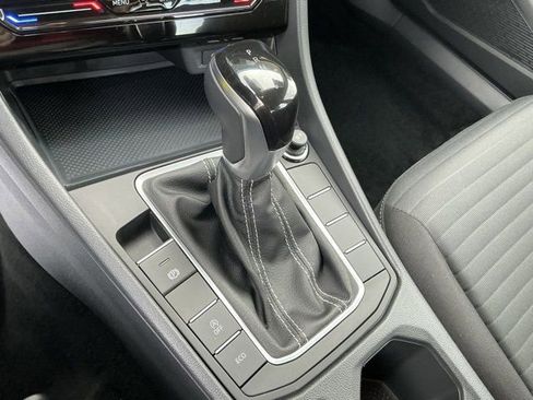 Used 2025 Volkswagen Jetta S image 20