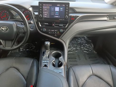 Used 2023 Toyota Camry XSE FWD image 3