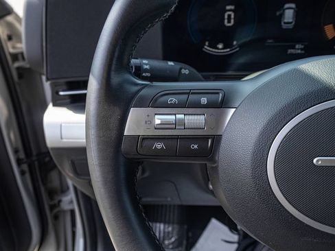 Certified 2025 Hyundai Kona SEL AWD/4WD image 22