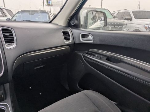 Used 2020 Dodge Durango SXT w/ 3rd Row Seating Group image 16