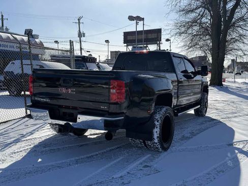Used 2019 GMC Sierra 3500 SLT image 5