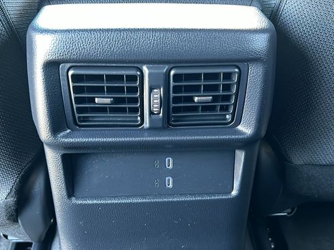 Used 2025 Toyota 4Runner SR5 AWD/4WD image 14