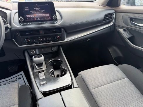 Certified 2023 Nissan Rogue SV image 31