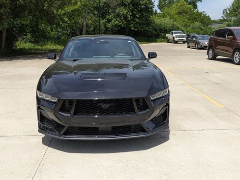 Used 2025 Ford Mustang GT RWD image 8