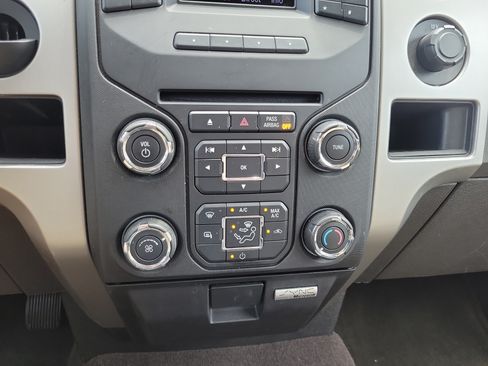 Used 2013 Ford F150 XLT w/ XLT Chrome Pkg RWD image 28