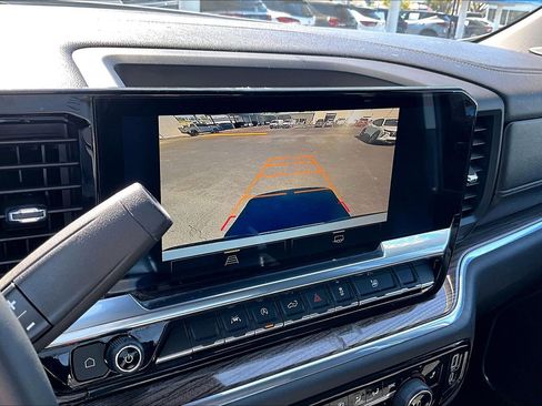 Certified 2023 Chevrolet Silverado 1500 LT RWD image 24