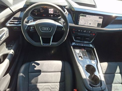 Used 2022 Audi e-tron GT Premium Plus w/ Performance Package AWD/4WD image 12