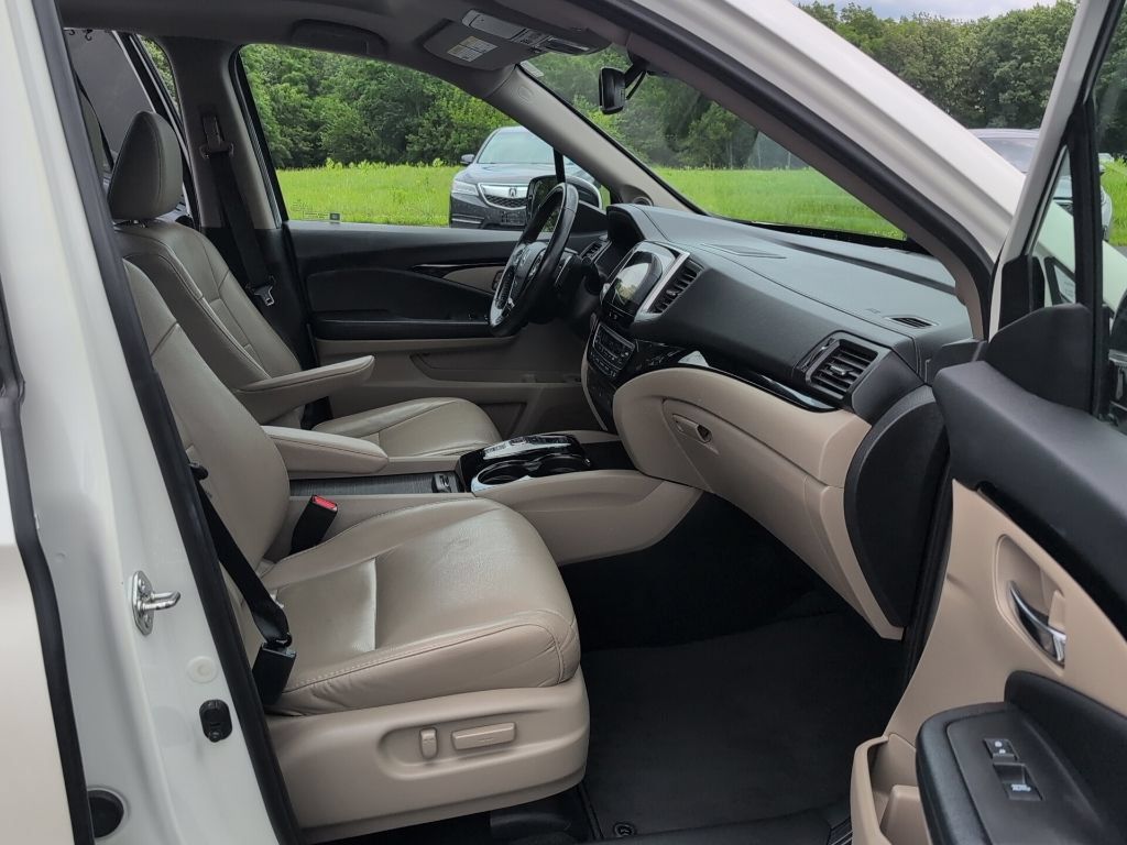 Used 2017 Honda Pilot Touring image 53