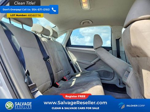 Used 2017 Volkswagen Passat 1.8T S image 13