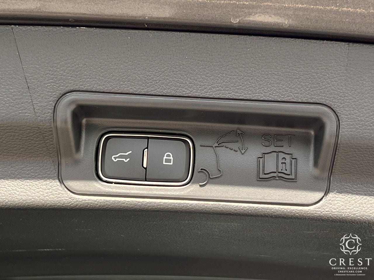 Used 2025 Ford Explorer ST AWD/4WD image 26
