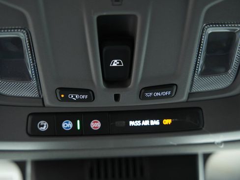 New 2026 GMC Sierra 1500 SLE image 37