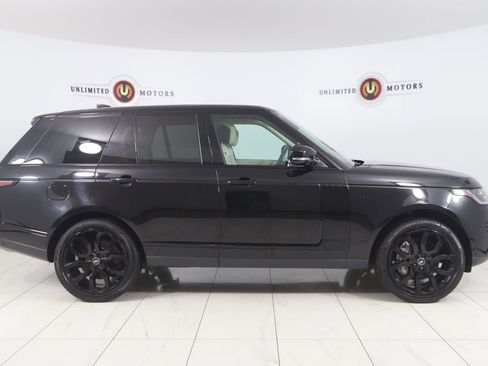 Used 2020 Land Rover Range Rover HSE image 2