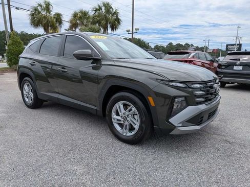 Certified 2026 Hyundai Tucson SE FWD image 1