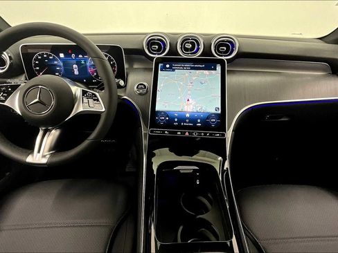 New 2025 Mercedes-Benz GLC 300 image 5