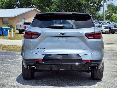 Used 2023 Chevrolet Blazer RS FWD image 5