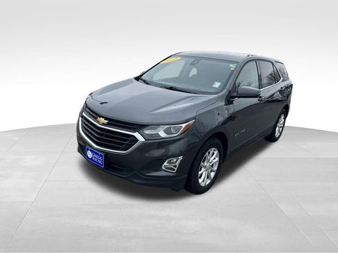 Used 2019 Chevrolet Equinox LT w/ Driver Convenience Package image 11