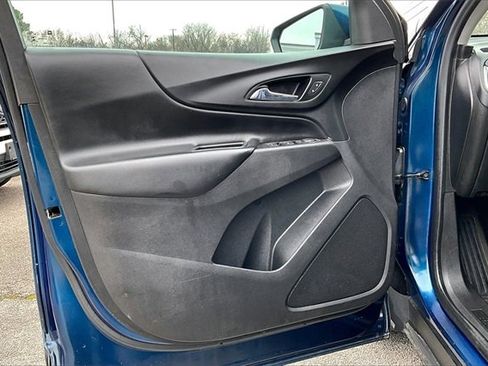 Used 2021 Chevrolet Equinox LT image 17