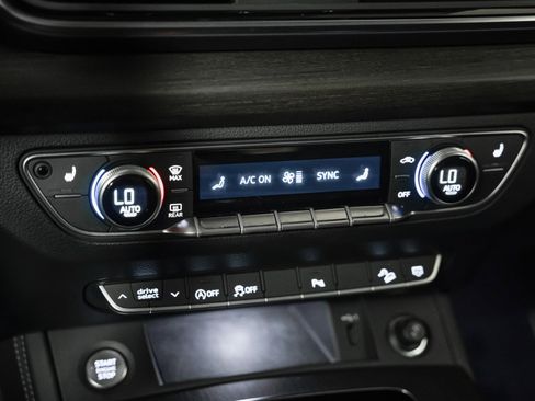 Used 2023 Audi Q5 2.0T Premium Plus w/ Premium Plus Package image 19