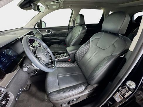 Certified 2021 Kia Sorento SX FWD image 11