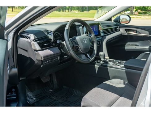 Used 2026 Toyota Camry LE FWD image 11