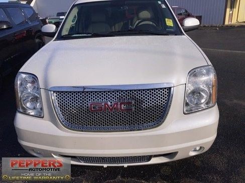 Used 2014 GMC Yukon Denali image 7