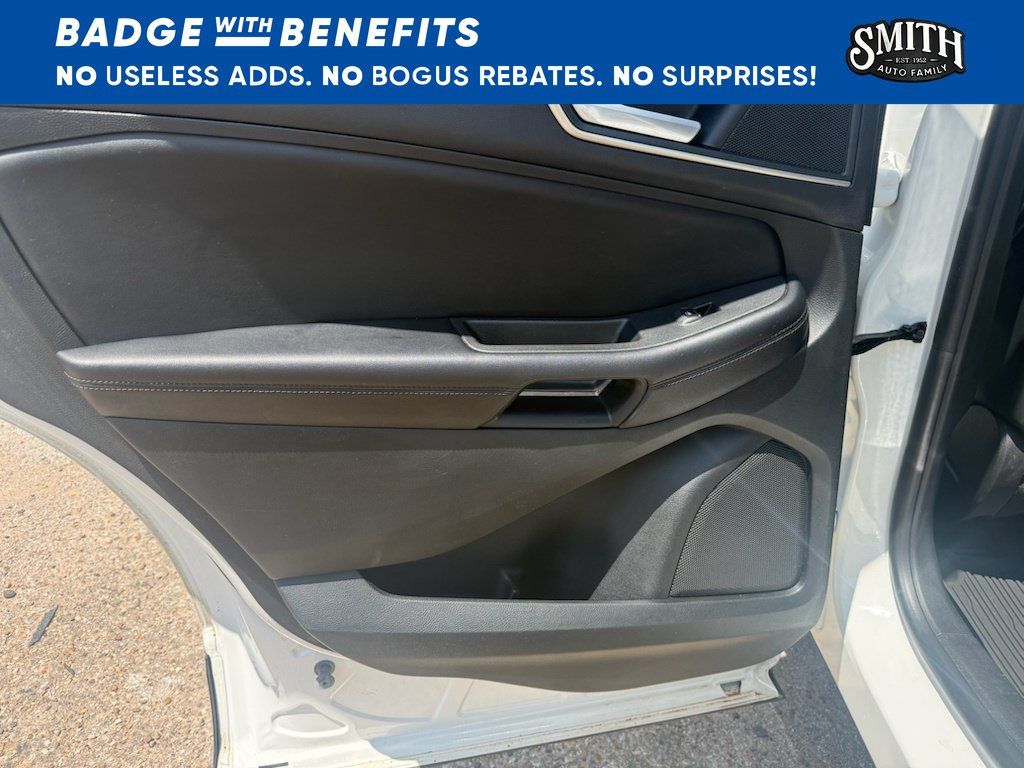 Used 2024 Ford Edge SEL w/ Convenience Package AWD/4WD image 12