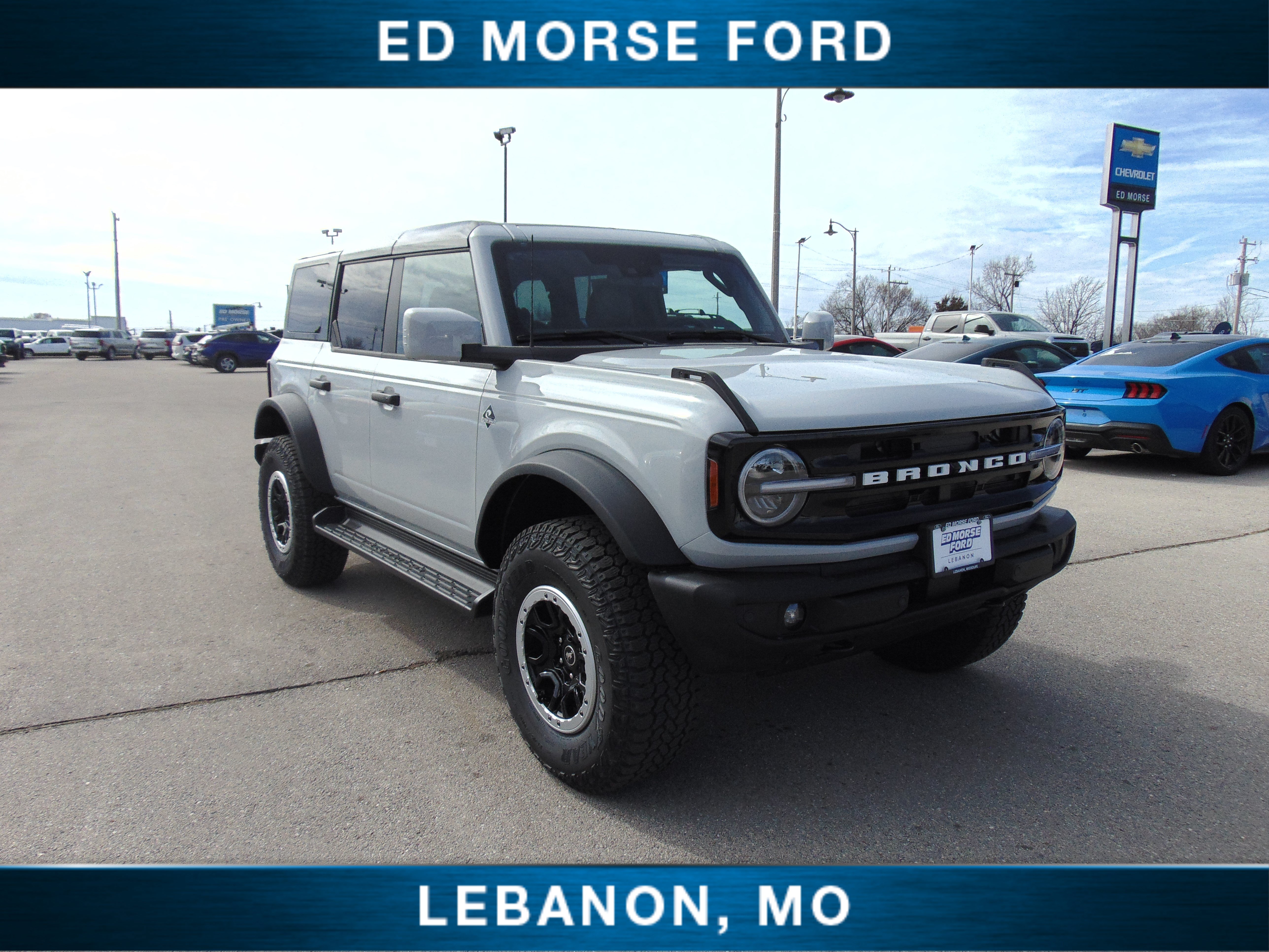 New 2026 Ford Bronco Outer Banks w/ Sasquatch Package AWD/4WD image 4