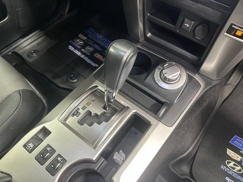 Used 2021 Toyota 4Runner SR5 Premium w/ Moonroof Package AWD/4WD image 21